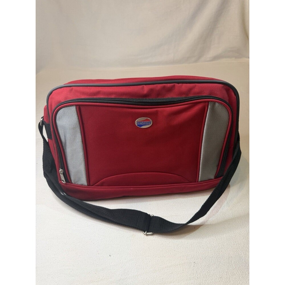 American Tourister Red Duffel Bag 16” Carry-On Gym Travel Red